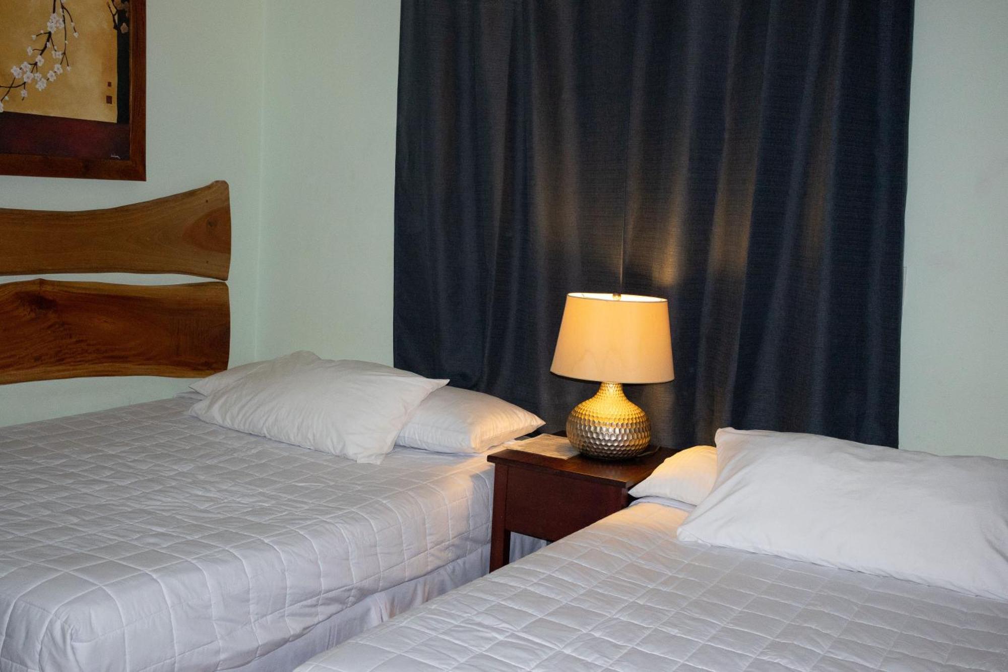 Hotel Leon Inn Εξωτερικό φωτογραφία